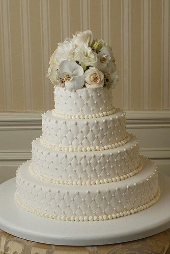 Белые свадебные торты - БТ 22