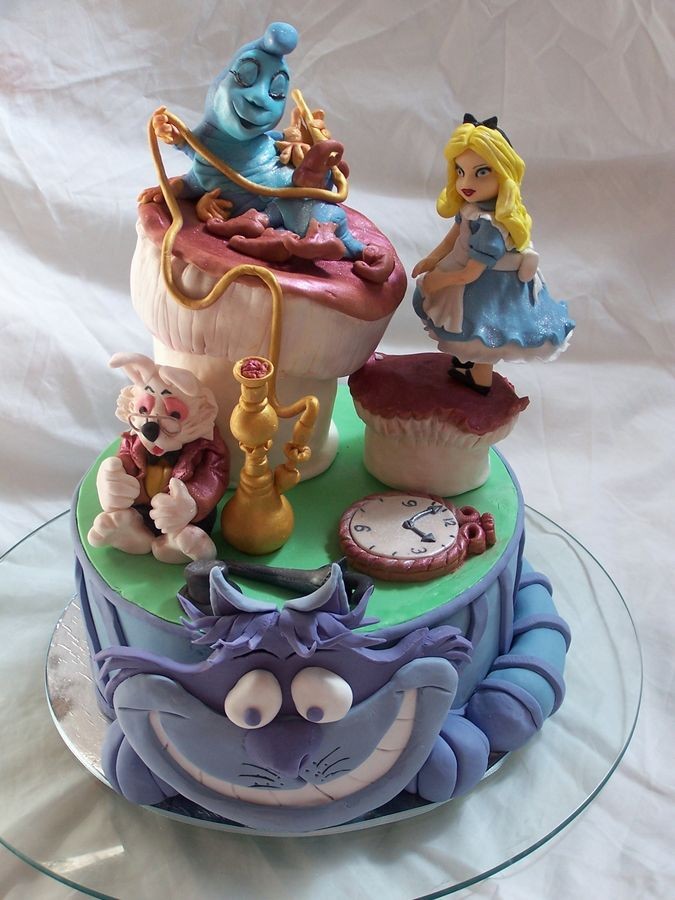 Торт «Алиса в стране чудес» - Алиса7
