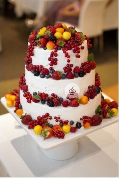 Свадебный ягодный торт - ЯС9